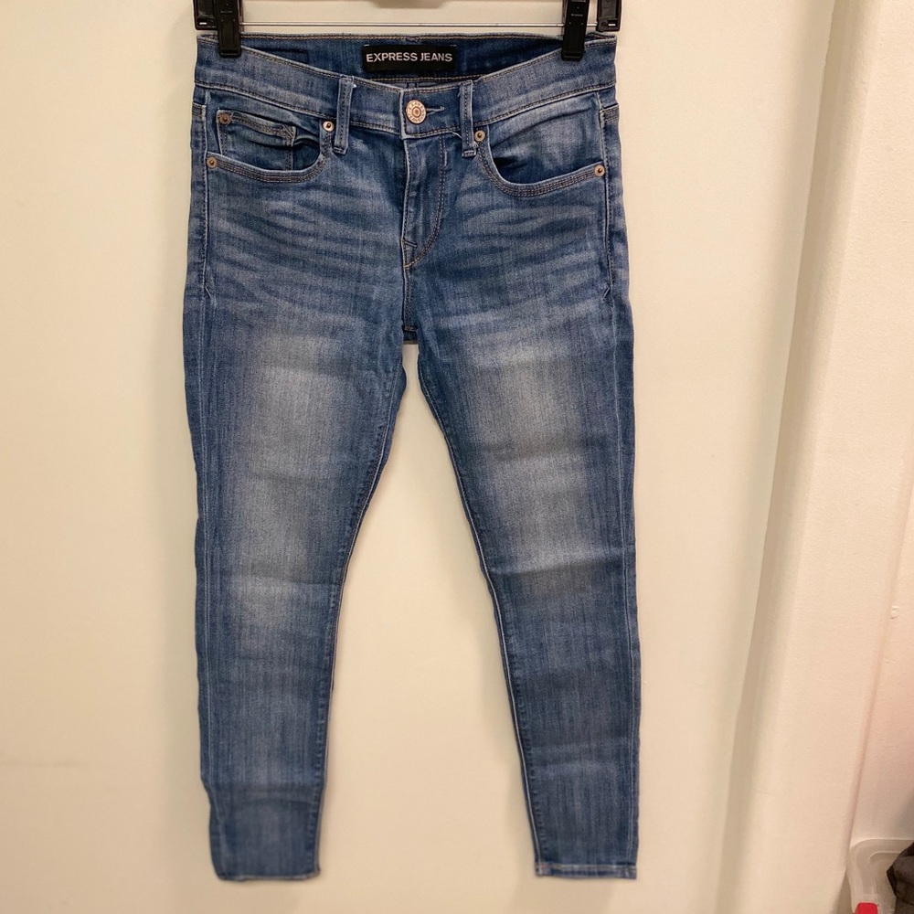 Women’s jeans